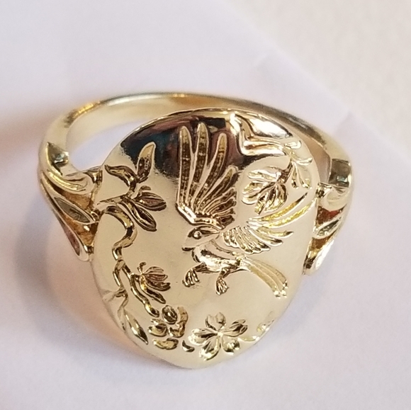Jewelry - Bundled - Bird ring size 7.75 gold tone metal  7 3/4 Victorian revival style
